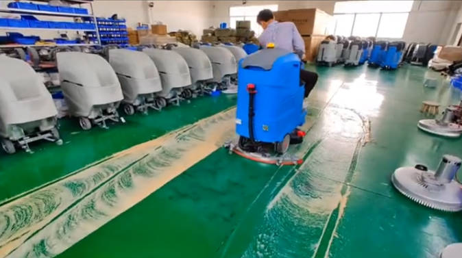 兰州2023年还在用人工的物业保洁不妨试试洗地机吧